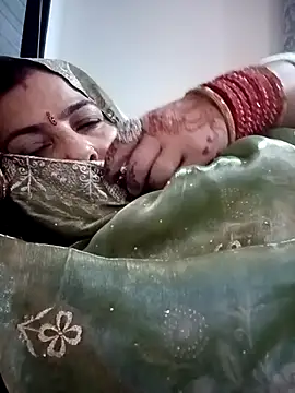 Snapshot of Love-890 chatting on 10/10/25, 12:50 Love-890 online show from 10/10/25, 12:50