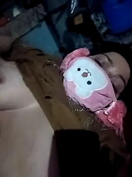 Snapshot of Love-890 chatting on 11/22/25, 09:35 Love-890 online show from 11/22/25, 09:35