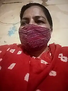 Snapshot of Love-890 chatting on 09/18/25, 07:28 Love-890 online show from 09/18/25, 07:28