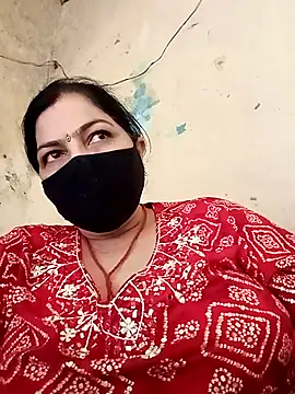 Snapshot of Love-890 chatting on 10/11/25, 04:02 Love-890 online show from 10/11/25, 04:02