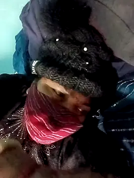 Snapshot of Love-890 chatting on 11/29/25, 07:52 Love-890 online show from 11/29/25, 07:52