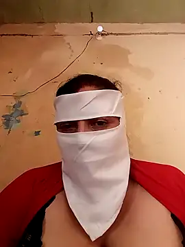 Snapshot of Love-890 chatting on 10/14/25, 03:40 Love-890 online show from 10/14/25, 03:40