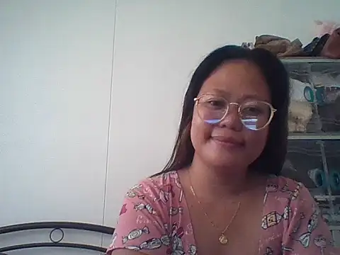 Snapshot of asian_hope1 chatting on 10/06/25, 05:30 asian hope1 online show from 10/06/25, 05:30