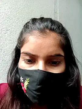 Snapshot of Aaisha-16 chatting on 10/26/25, 01:50 Aaisha-16 online show from 10/26/25, 01:50