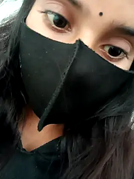 Snapshot of Aaisha-16 chatting on 12/16/25, 03:00 Aaisha-16 online show from 12/16/25, 03:00