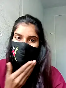 Aaisha-16 online show from 10/18/25, 02:02