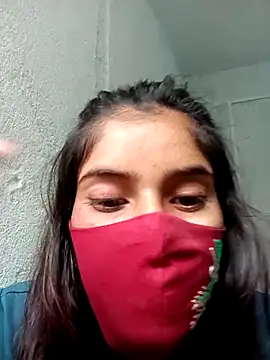 Snapshot of Aaisha-16 chatting on 10/25/25, 02:00 Aaisha-16 online show from 10/25/25, 02:00