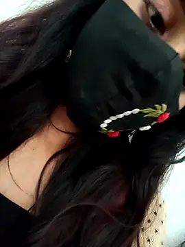 Snapshot of Aaisha-16 chatting on 12/18/25, 03:11 Aaisha-16 online show from 12/18/25, 03:11