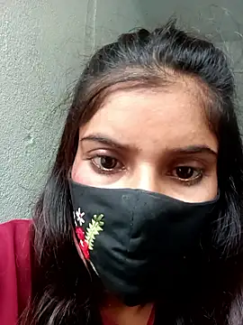 Snapshot of Aaisha-16 chatting on 10/21/25, 02:44 Aaisha-16 online show from 10/21/25, 02:44