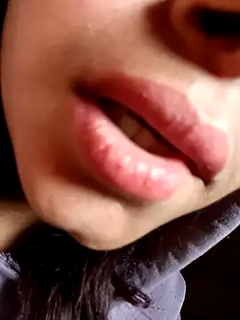 Aaisha-16 online show from 02/12/26, 03:39