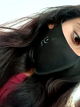 Snapshot of Aaisha-16 chatting on 12/17/25, 03:22 Aaisha-16 online show from 12/17/25, 03:22