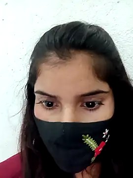 Snapshot of Aaisha-16 chatting on 10/31/25, 03:14 Aaisha-16 online show from 10/31/25, 03:14