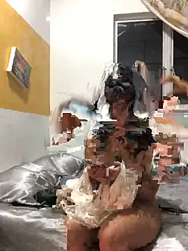 estradiolist online show from 09/18/25, 12:19