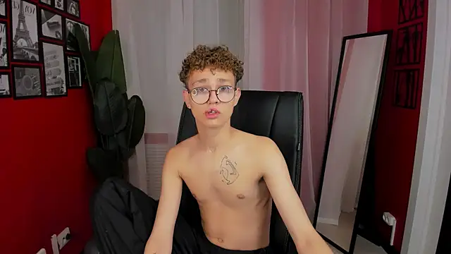 NathanCurl online show from 10/15/25, 11:18