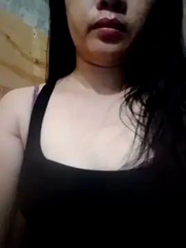 sweet bella16 online show from 10/13/25, 04:25