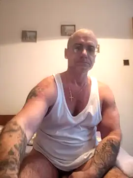 chcem1975 online show from 01/14/26, 07:34