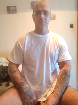 chcem1975 online show from 10/04/25, 07:32