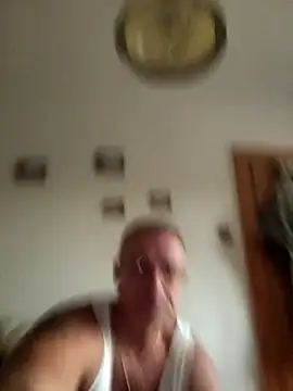 chcem1975 online show from 09/16/25, 07:42