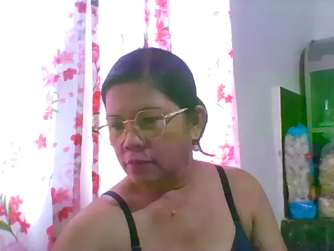 asian bhebs1 online show from 10/16/25, 11:57