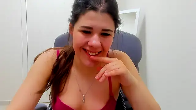 Snapshot of Joannia chatting on 02/17/26, 09:17 Joannia online show from 02/17/26, 09:17