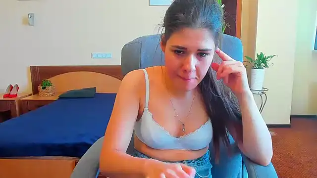 Joannia online show from 09/20/25, 07:13