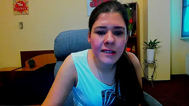 Joannia online show from 10/28/25, 08:13