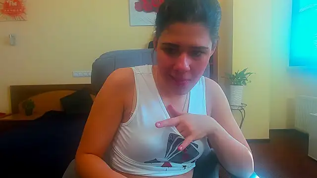 Joannia online show from 10/23/25, 07:18