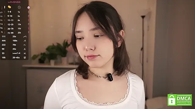 RenaeConnerley online show from 11/28/25, 06:02