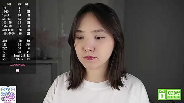 RenaeConnerley online show from 11/01/25, 04:52