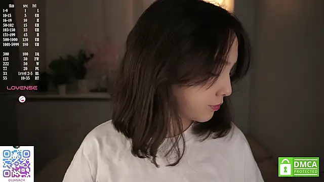 RenaeConnerley online show from 11/03/25, 03:34