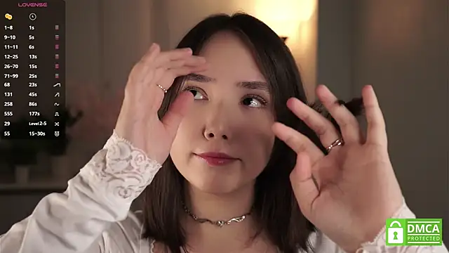 RenaeConnerley online show from 11/18/25, 04:49