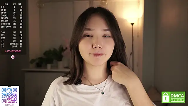 RenaeConnerley online show from 11/11/25, 04:07