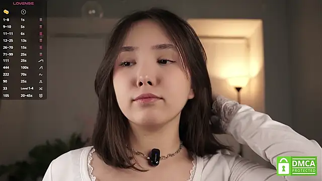 RenaeConnerley online show from 11/25/25, 05:52