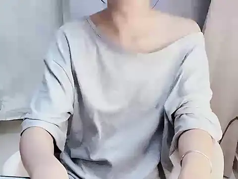 Seradang online show from 04/17/26, 03:04