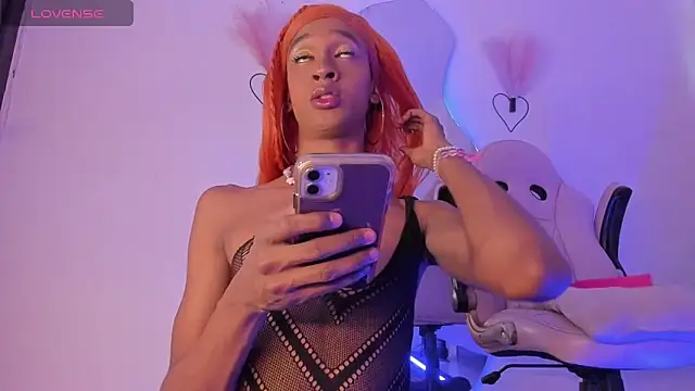 Mia royal online show from 04/25/26, 08:28