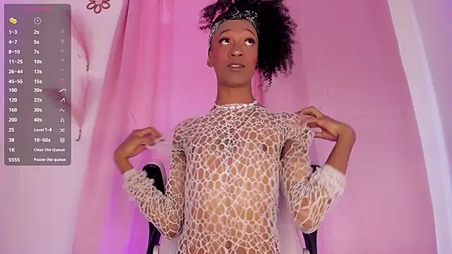 Mia royal online show from 07/08/26, 04:18