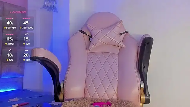 Mia royal online show from 02/12/26, 08:08