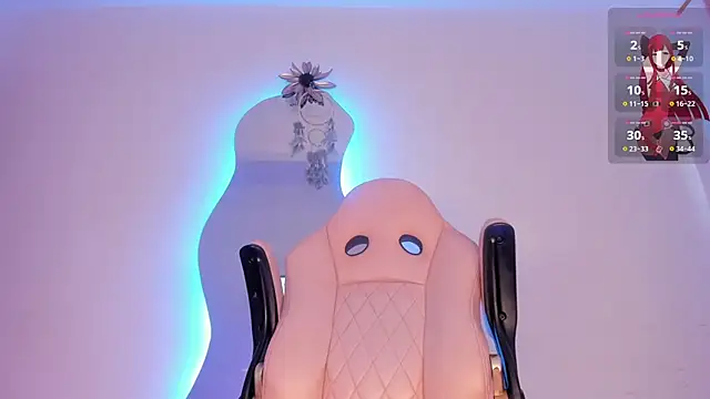 Mia royal online show from 11/21/25, 09:25