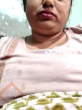 Snapshot of Mmm143 chatting on 02/09/26, 05:27 Mmm143 online show from 02/09/26, 05:27