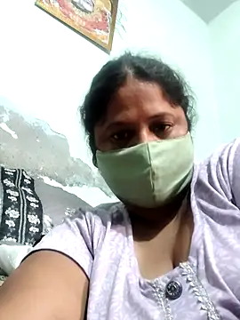 Mmm143 online show from 10/11/25, 03:07