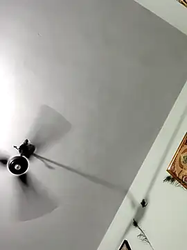 Mmm143 online show from 09/19/25, 05:50