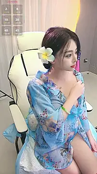 lulu5211 online show from 10/18/25, 12:07