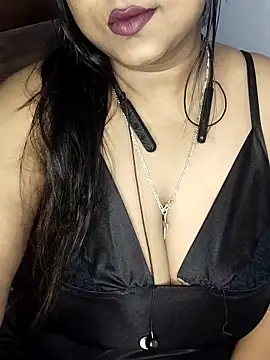 Chubby bhabhi  online show from 02/13/26, 03:23