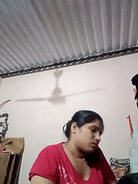 Snapshot of aliya-jaan71 chatting on 10/09/25, 06:52 aliya-jaan71 online show from 10/09/25, 06:52