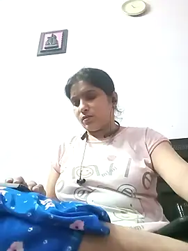 aliya-jaan71 online show from 04/25/26, 05:43