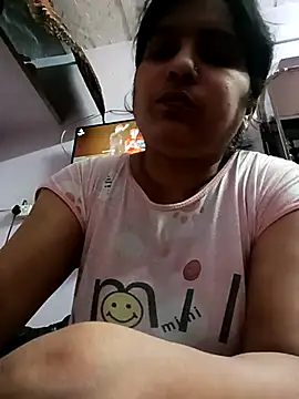 aliya-jaan71 online show from 04/26/26, 08:00