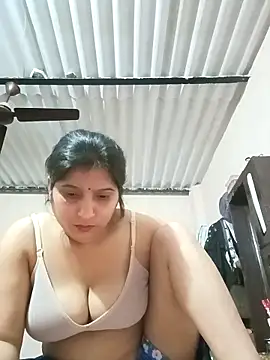 Snapshot of aliya-jaan71 chatting on 04/11/26, 08:34 aliya-jaan71 online show from 04/11/26, 08:34