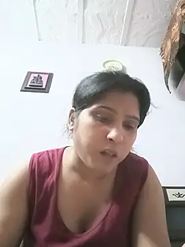 aliya-jaan71 online show from 05/26/26, 10:13