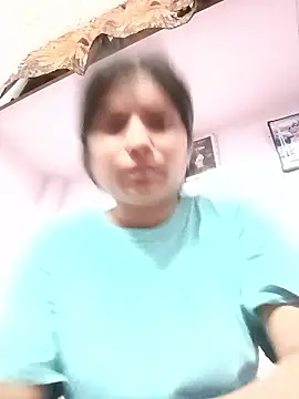 Snapshot of aliya-jaan71 chatting on 03/22/26, 09:00 aliya-jaan71 online show from 03/22/26, 09:00