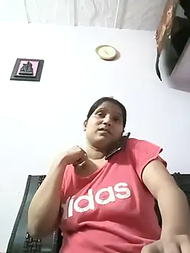 Snapshot of aliya-jaan71 chatting on 07/12/26, 11:22 aliya-jaan71 online show from 07/12/26, 11:22